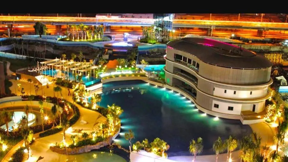 Azure Urban Residences- Beach View Manila Apartment