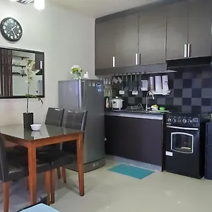 Apartment Jen's Paranaque